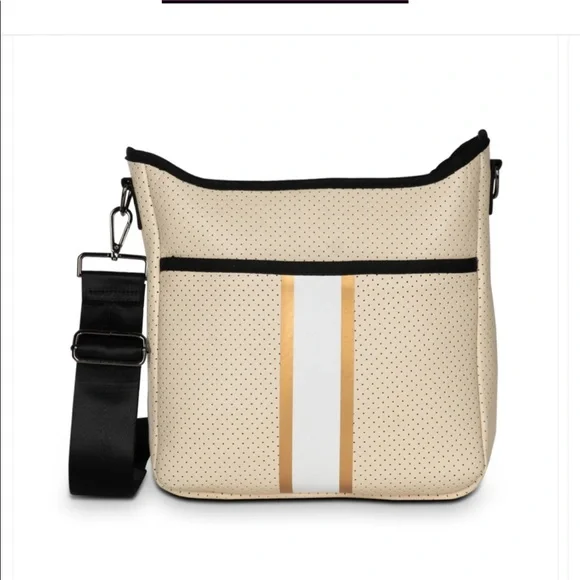 Haute Shore Crossbody Bag - Picture 2 of 9